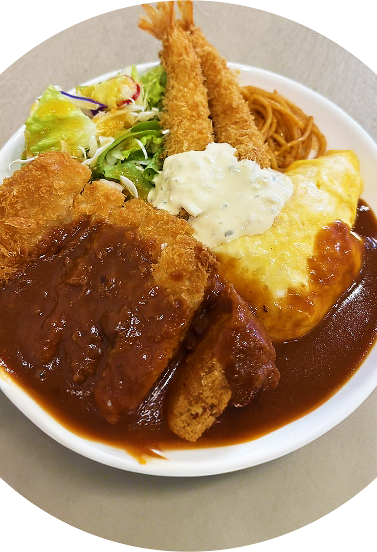 昼はランチもカフェ利用も